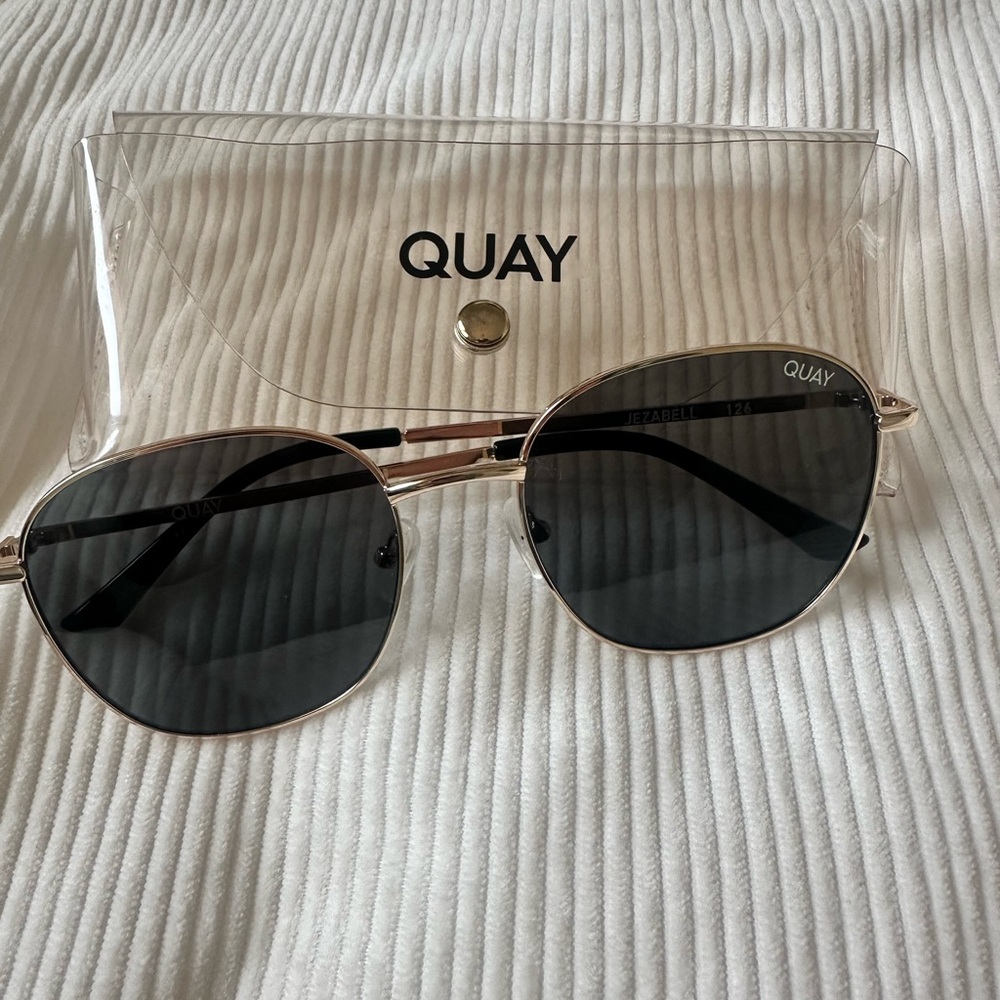 Quay Australia Black and Gold Jezabell Sunglasses